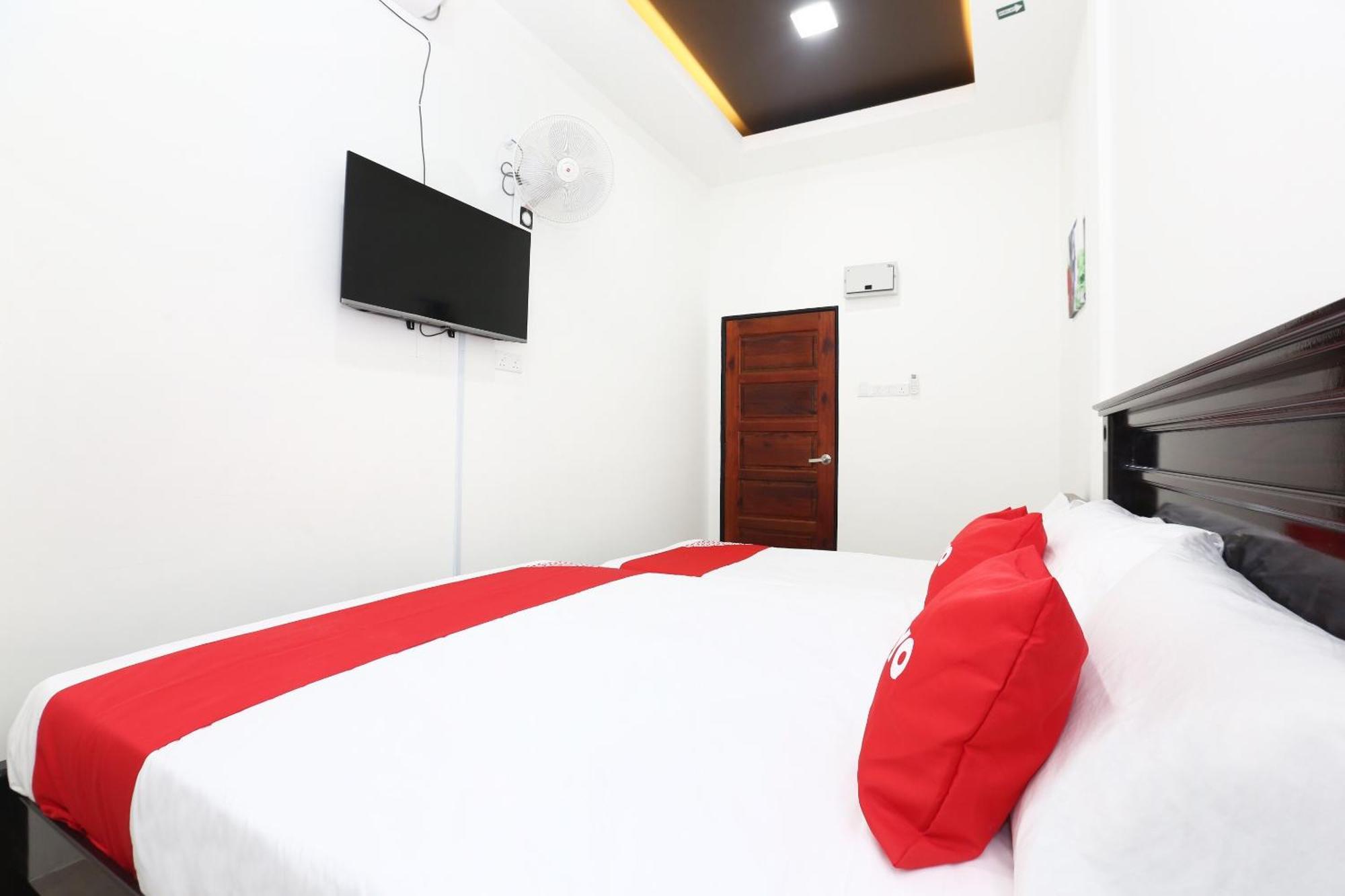 קואלה טרנגאנו Super Oyo 89678 Ady Hotel מראה חיצוני תמונה