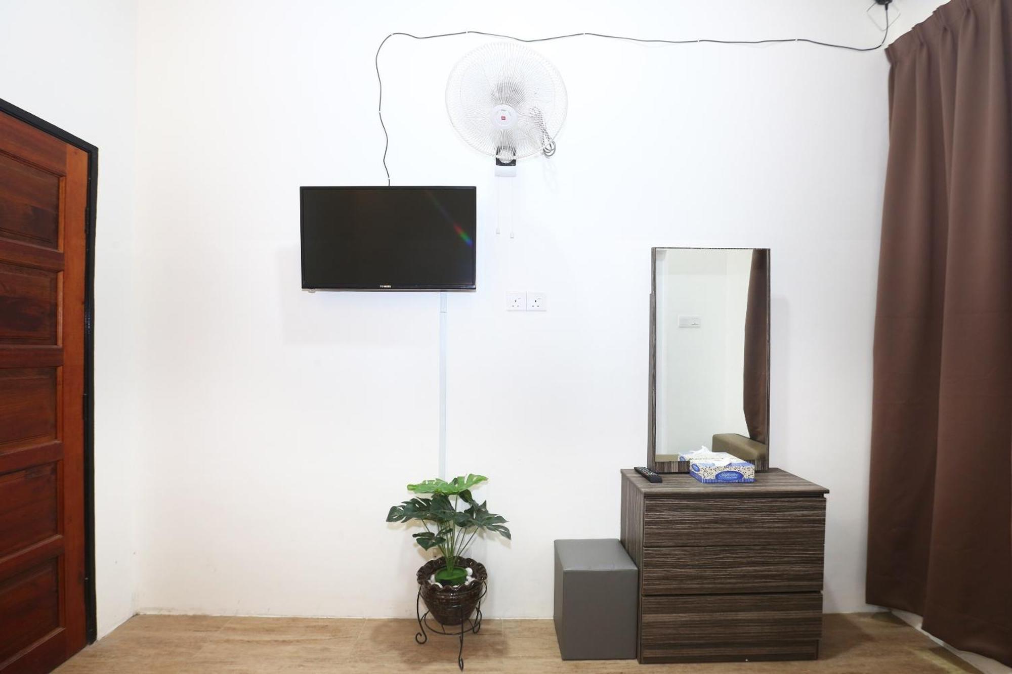 קואלה טרנגאנו Super Oyo 89678 Ady Hotel מראה חיצוני תמונה