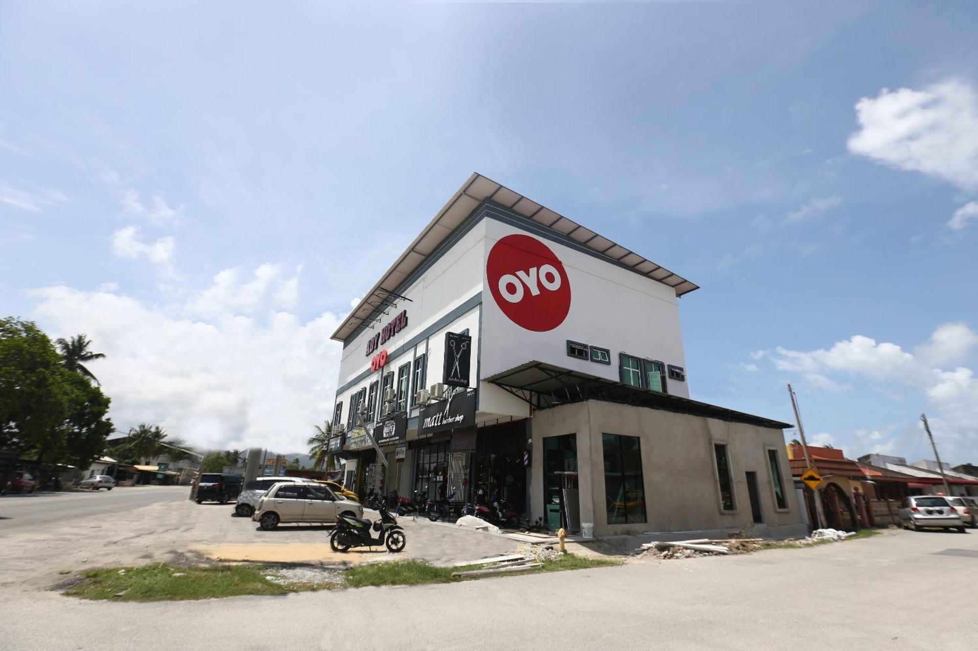 קואלה טרנגאנו Super Oyo 89678 Ady Hotel מראה חיצוני תמונה