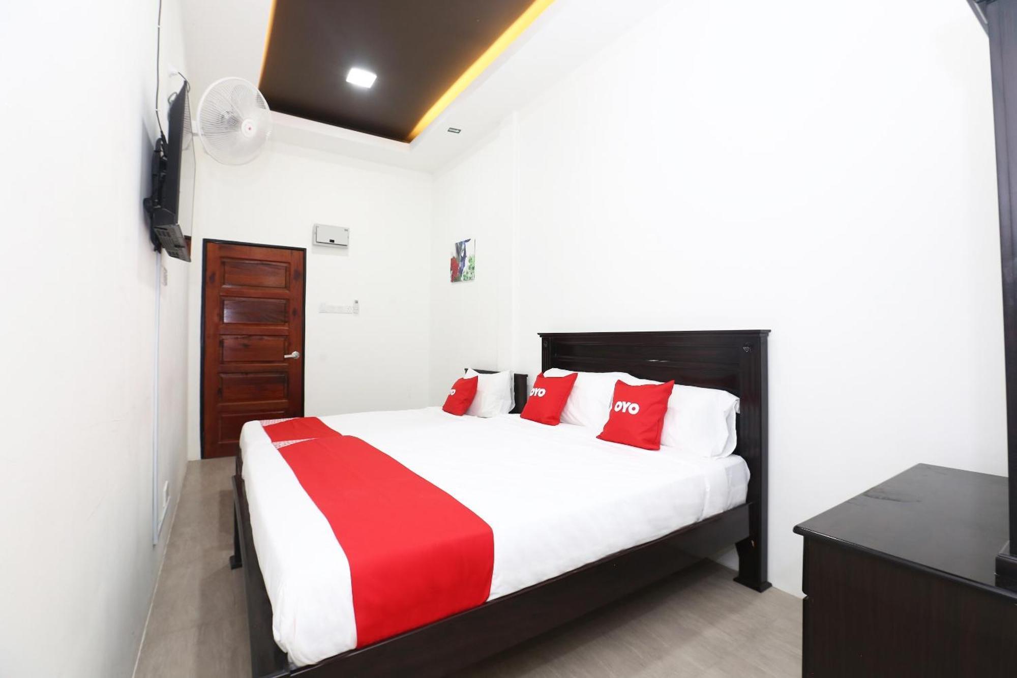 קואלה טרנגאנו Super Oyo 89678 Ady Hotel מראה חיצוני תמונה